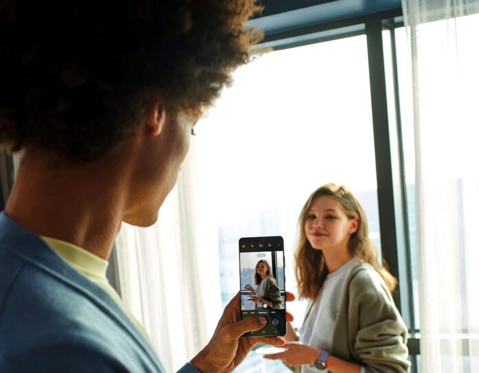 galaxys21_ultra_lifestyle