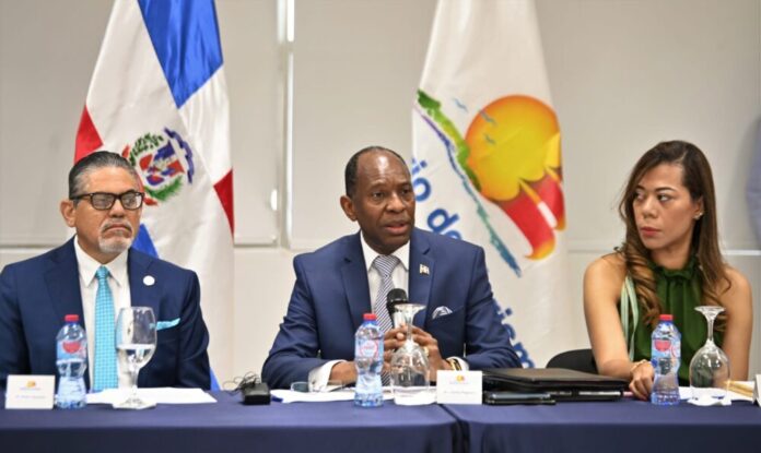 Mitur formaliza a mipymes en Pedernales y la región Enriquillo