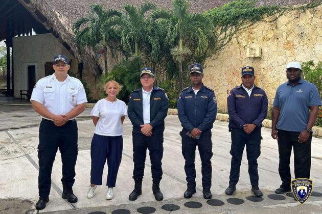 Fotos cortes&iacute;a Politur y fuente externa