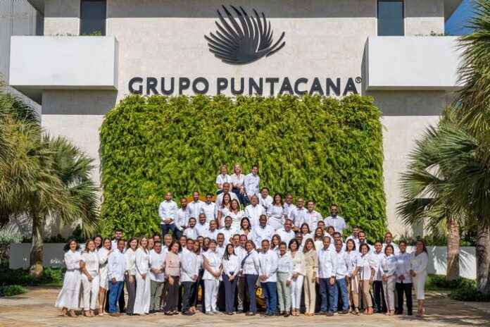 Grupo Puntacana colaboradores