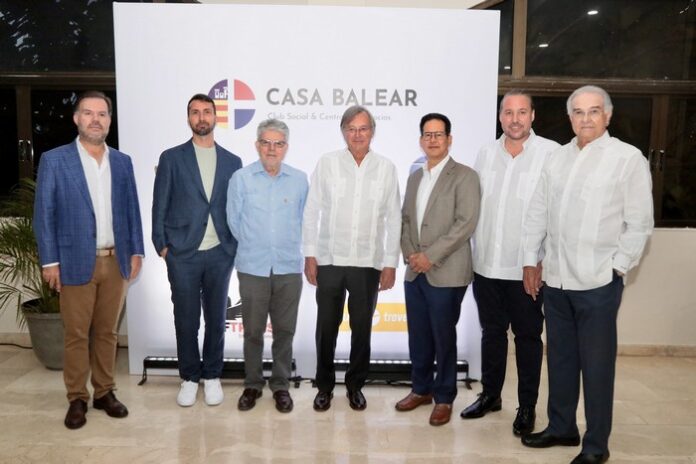 Miguel Roig, Pere Salom, Andrés Ferrer, Antonio Pérez-Hernández, Juan José Alorda, Juan José Lladó y Gabriel Roig