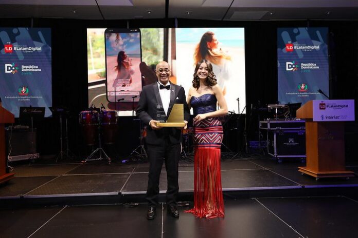 Grupo Puntacana en Premios Interlat