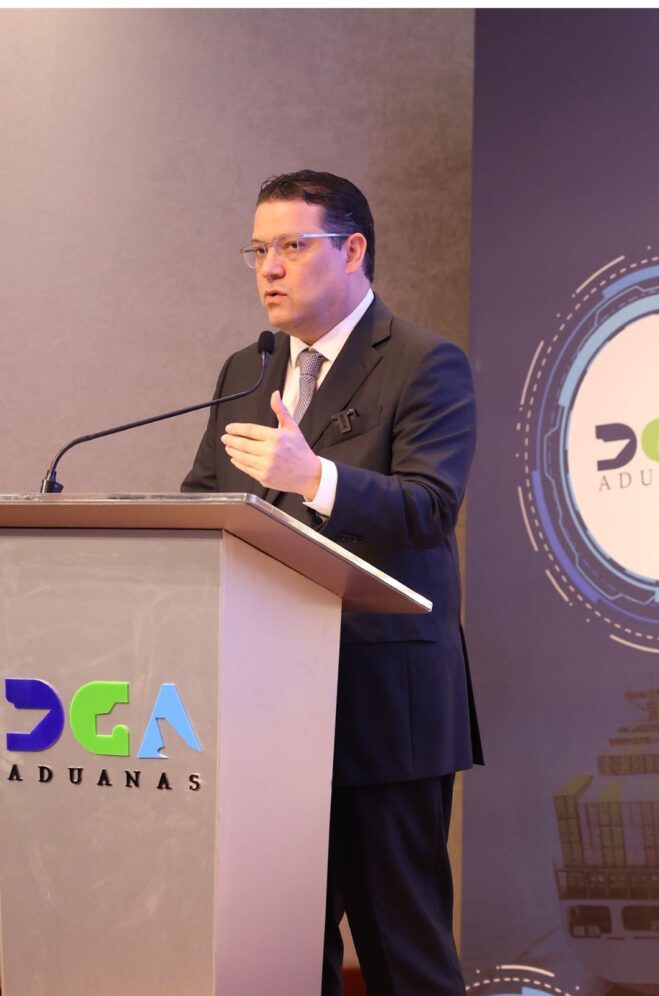 Foto 1 Yayo Sanz Lovatón AMCHAMDR