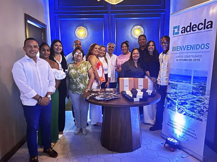 adecla_prensa